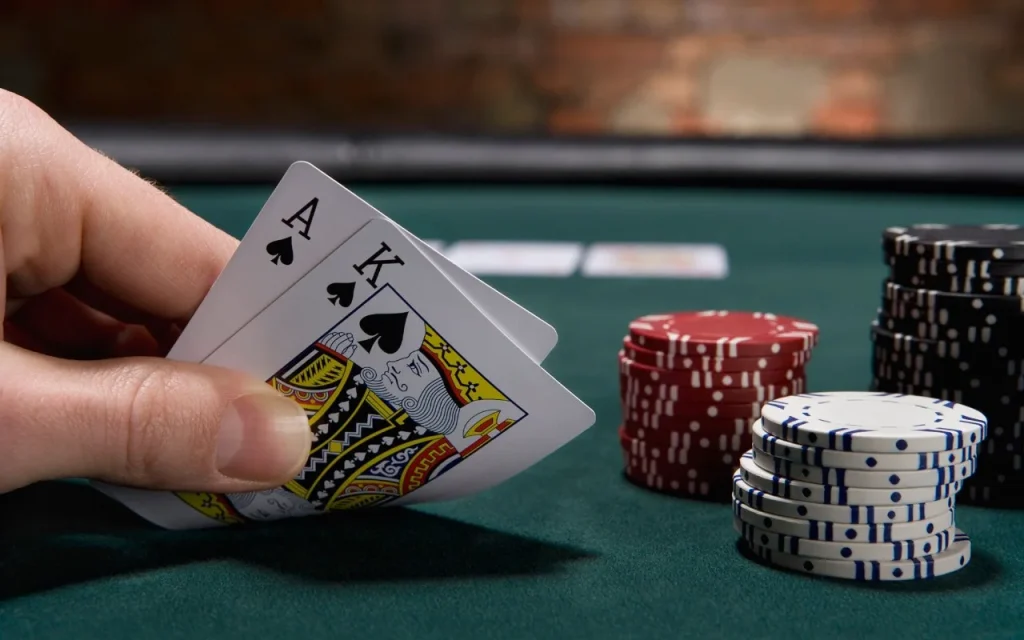 A Comprehensive Guide to Playing Poker for Novices